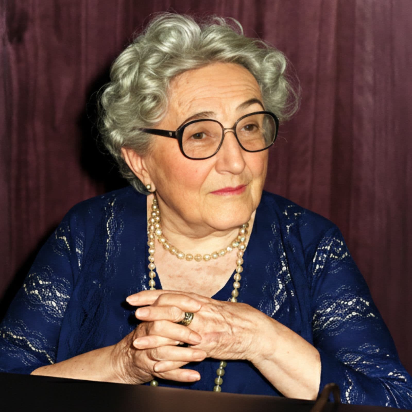 Documentos RNE - Rosa Chacel, entre la sinrazón y el anhelo - 26/01/26 - Documentos RNE cover