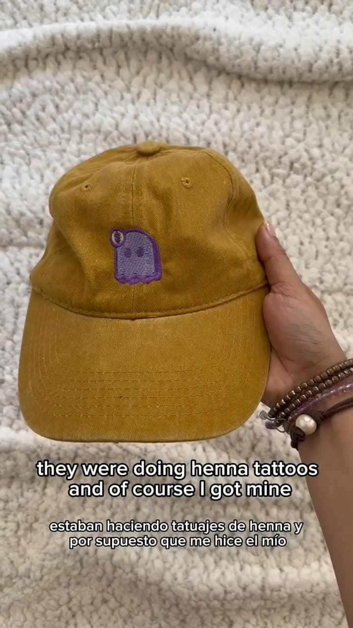 Favorite summer merch  - My first video in english 🗣️ - lunaticanto 3Speak Podcast cover