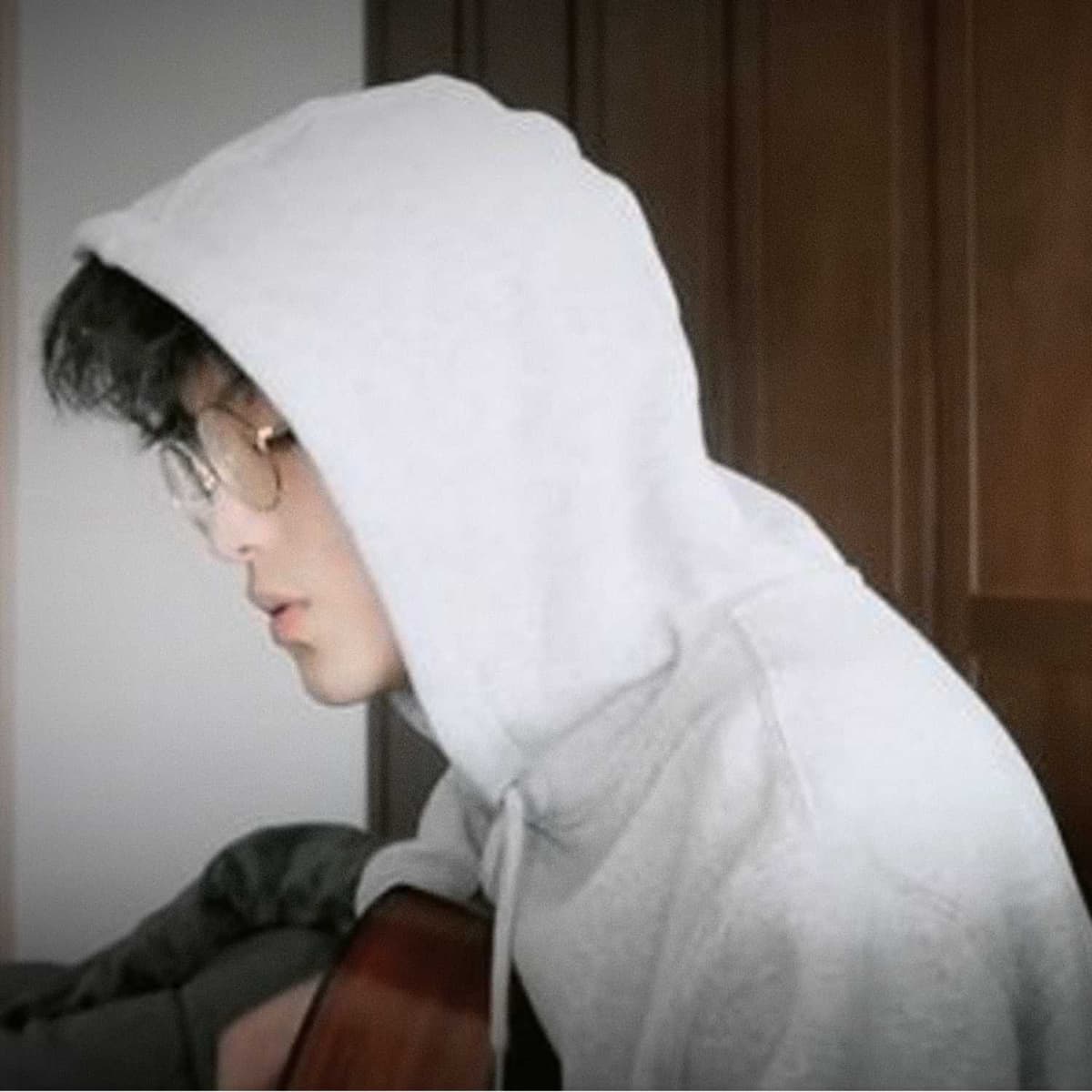 just mark playing guitar <3 - mark lee's acoustic session  cover