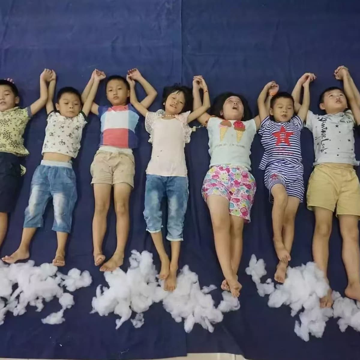 E883.活成珍贵的普通人 - 故事FM cover