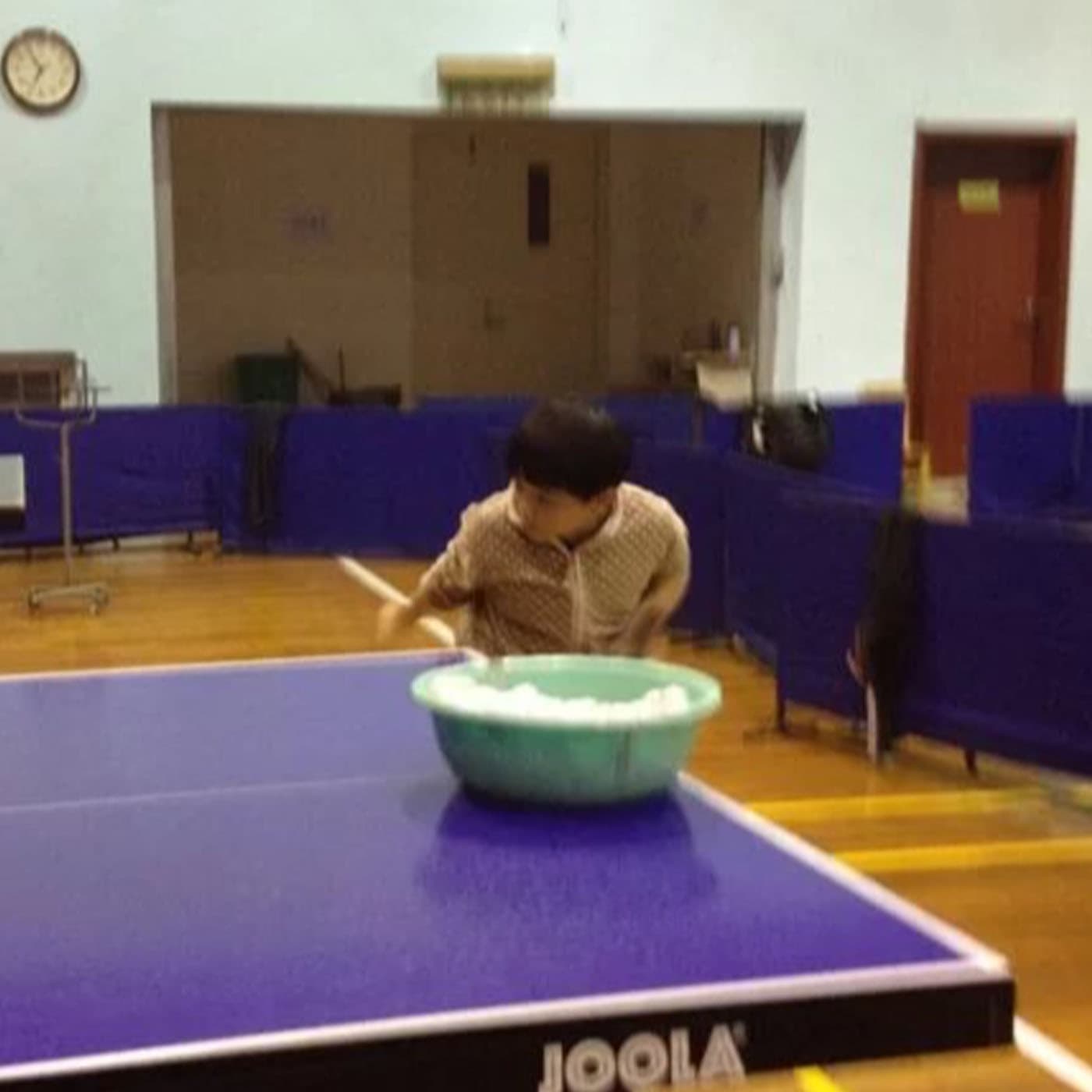 E886.终于打进乒乓球国家队后，我主动退役了 - 故事FM cover