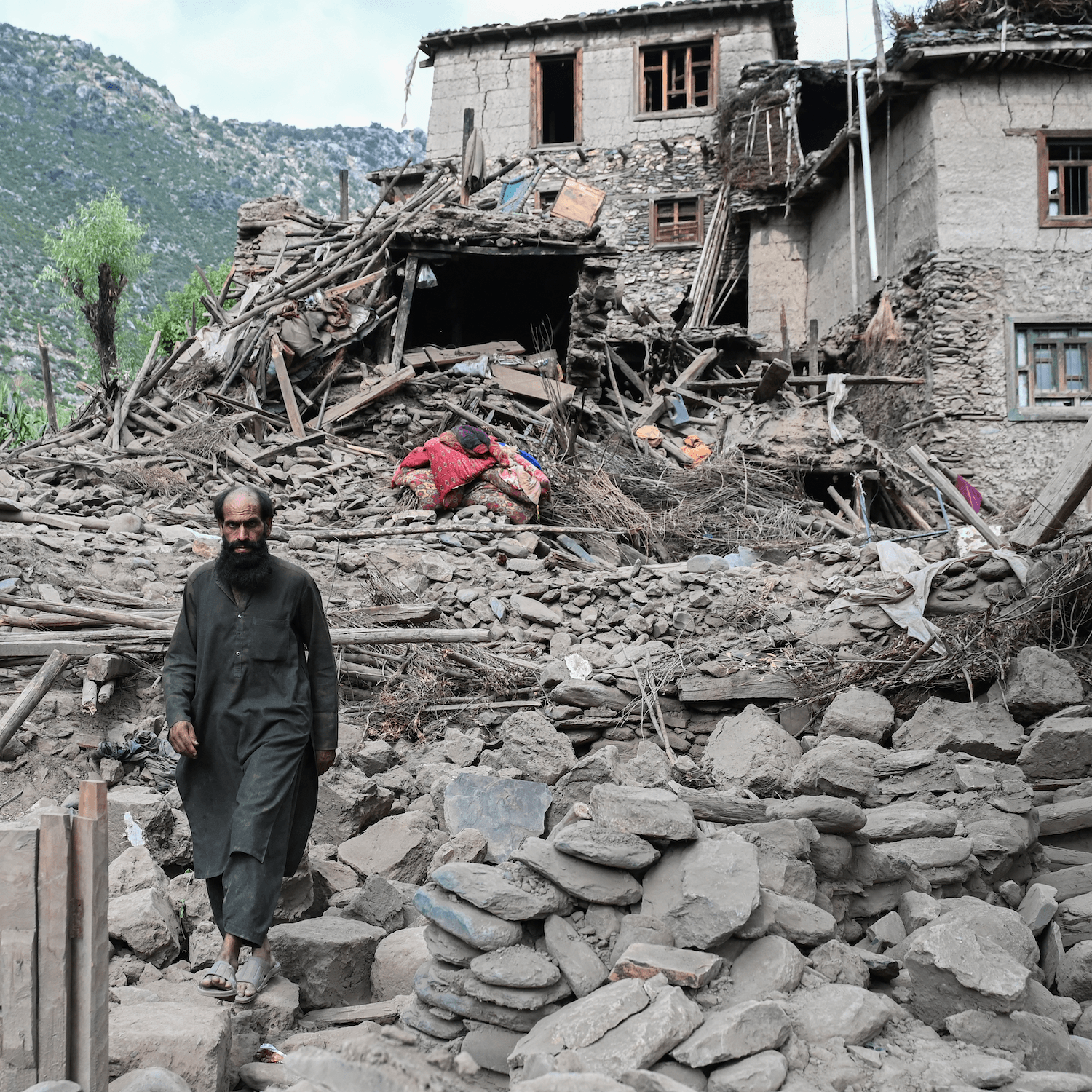 How an earthquake devastated Afghanistan - Apple News Today cover