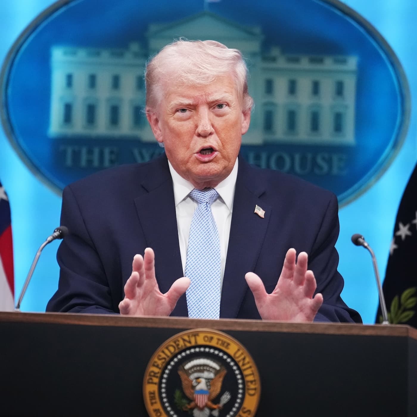 Trump reverses course on helping ships transit the Strait of Hormuz — Apple News Today cover