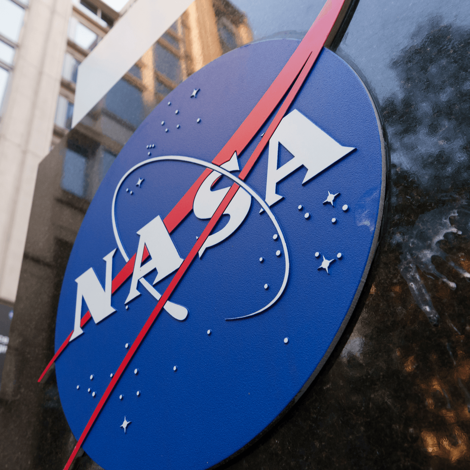Why Elon Musk just went to war with NASA’s chief - Apple News Today cover