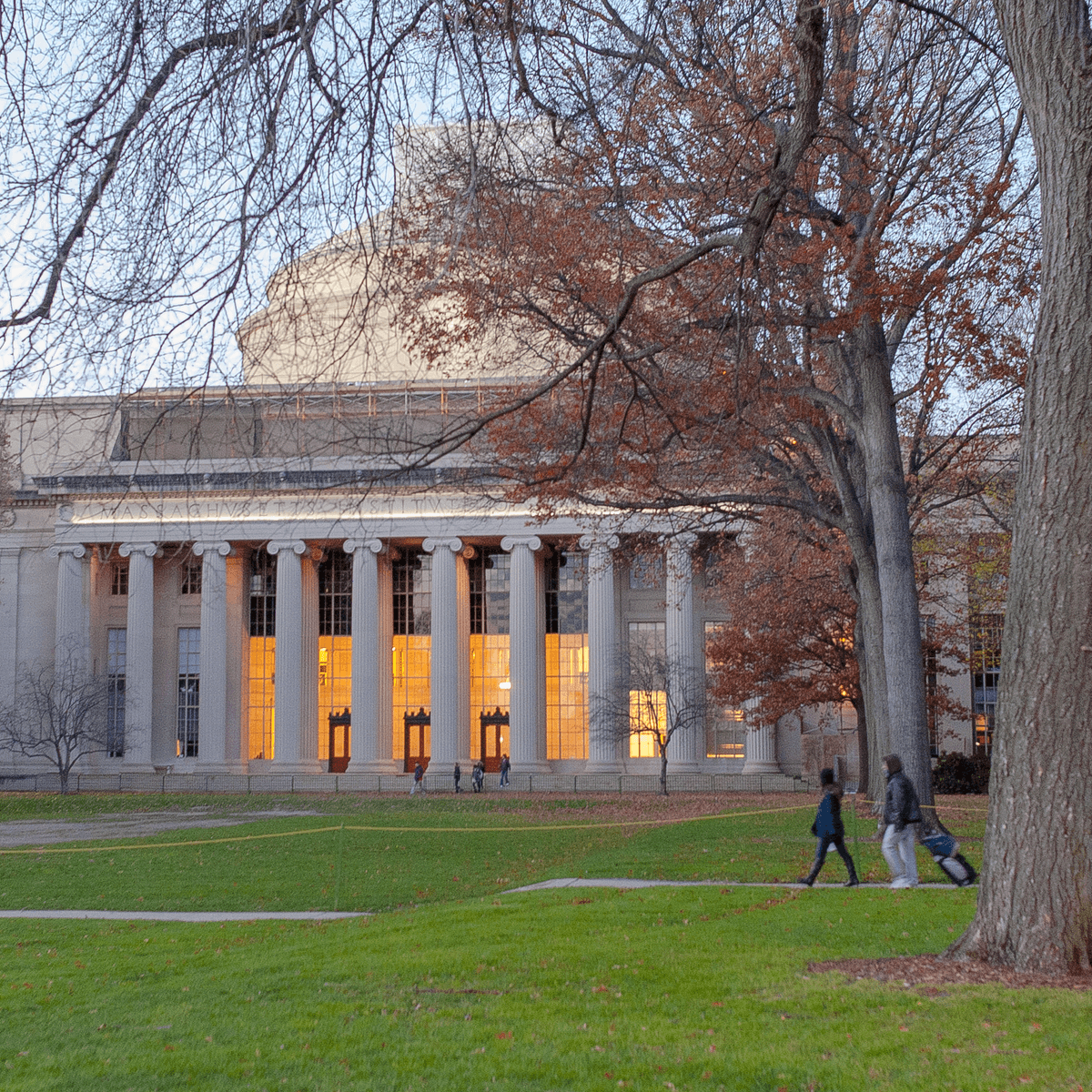 The college making tuition free for most American families - Apple News Today cover