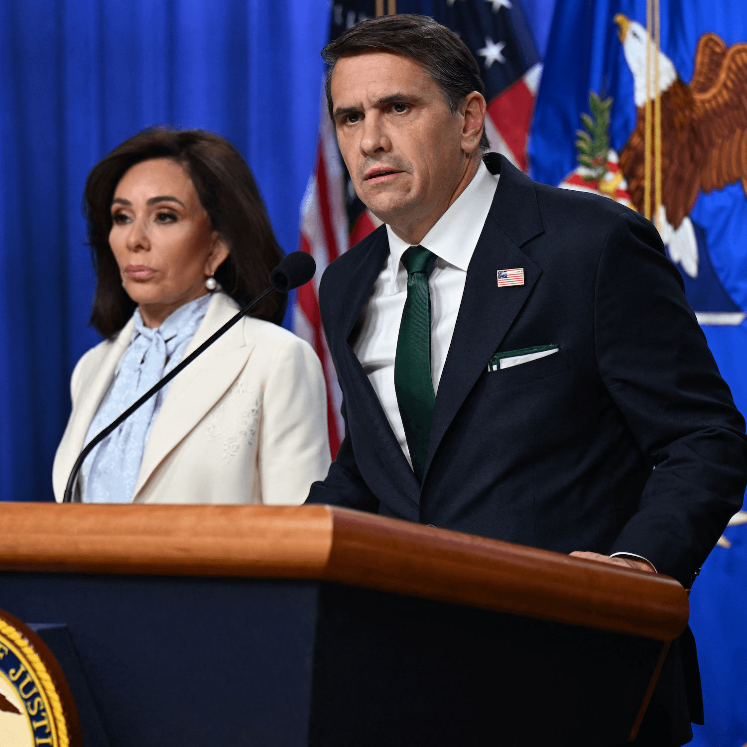 A man is charged with trying to assassinate Trump. What to know. - Apple News Today cover