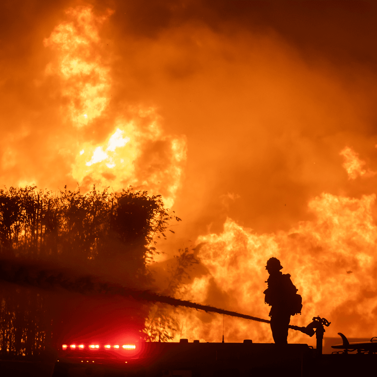Why the L.A. wildfires remain out of control - Apple News Today cover