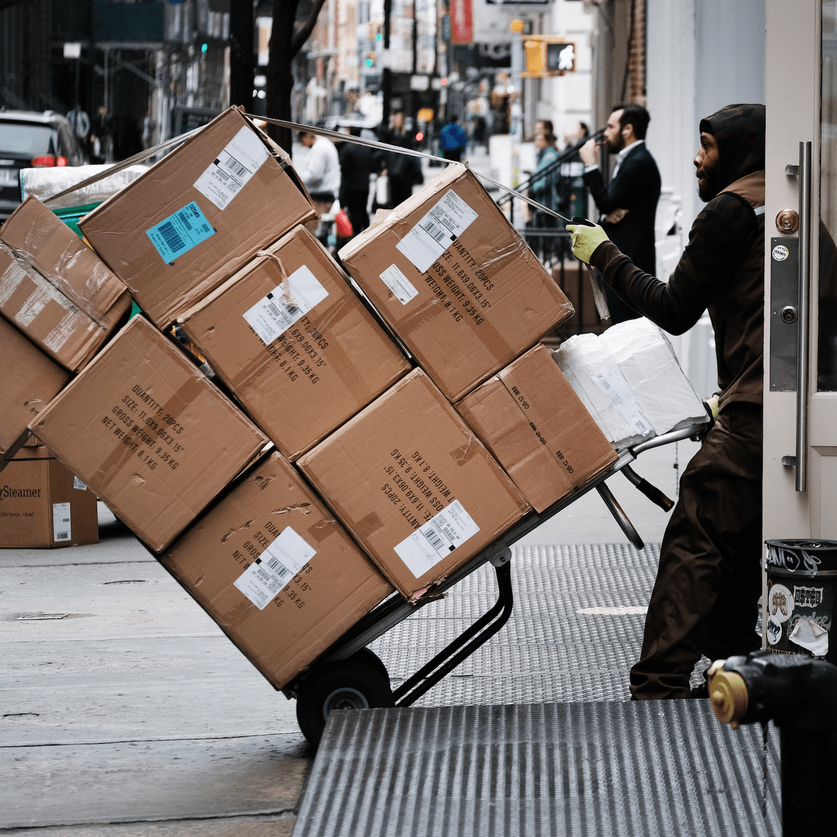 The tariff on cheap packages all online shoppers should know about - Apple News Today cover