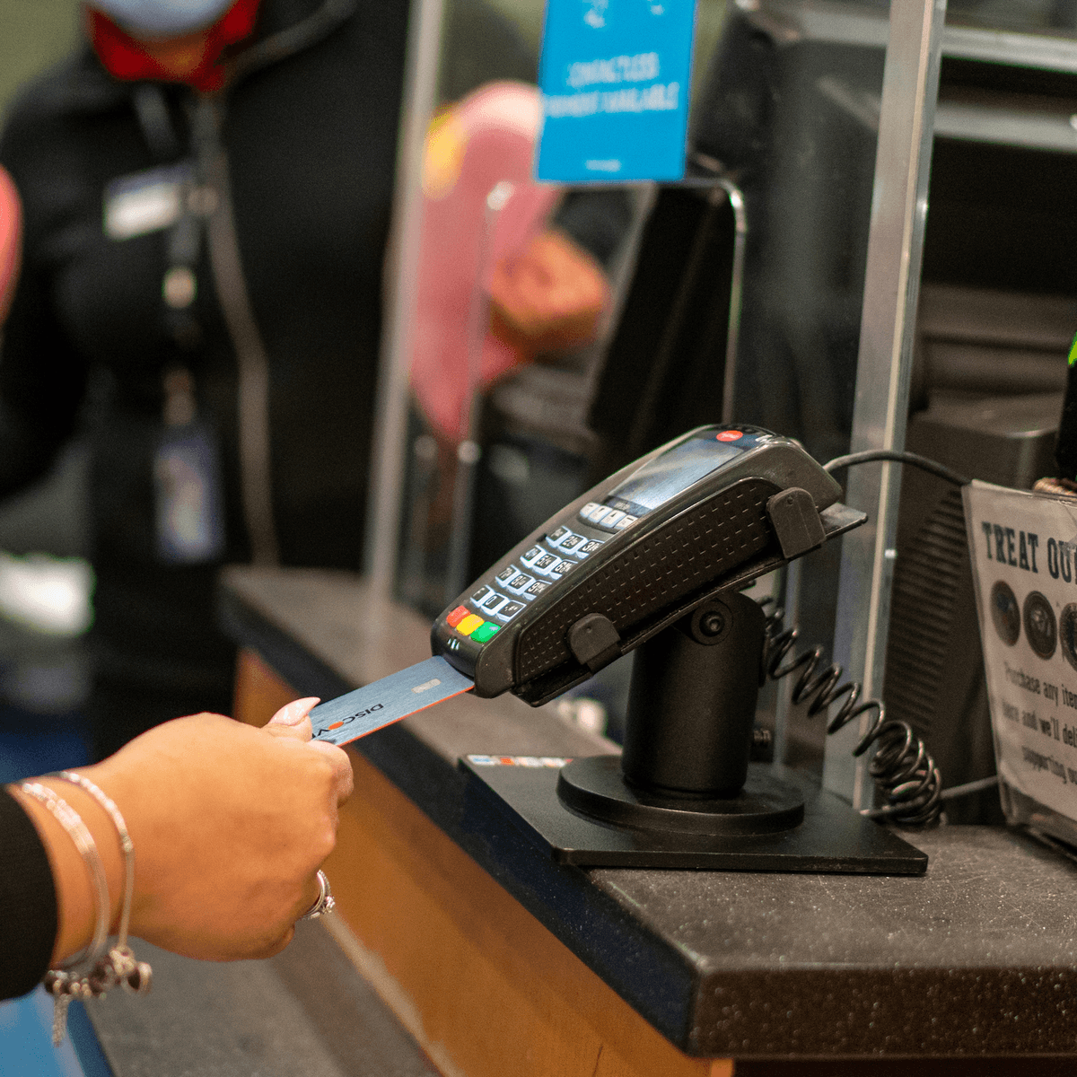 The swipe-fee settlement that could spell trouble for your rewards card - Apple News Today cover