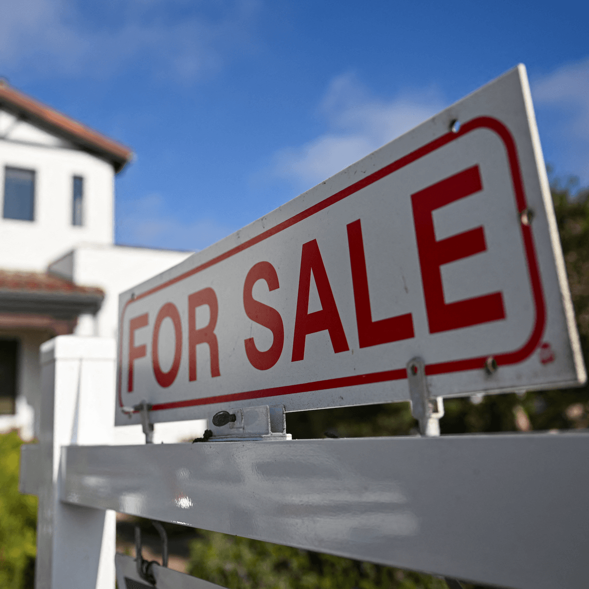 The unlikely alliance trying to fix America’s housing crisis - Apple News Today cover