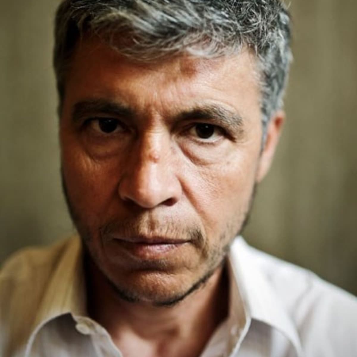 Demitam-se também os portugueses. Conversa com Jacinto Godinho - Enterrados no Jardim cover