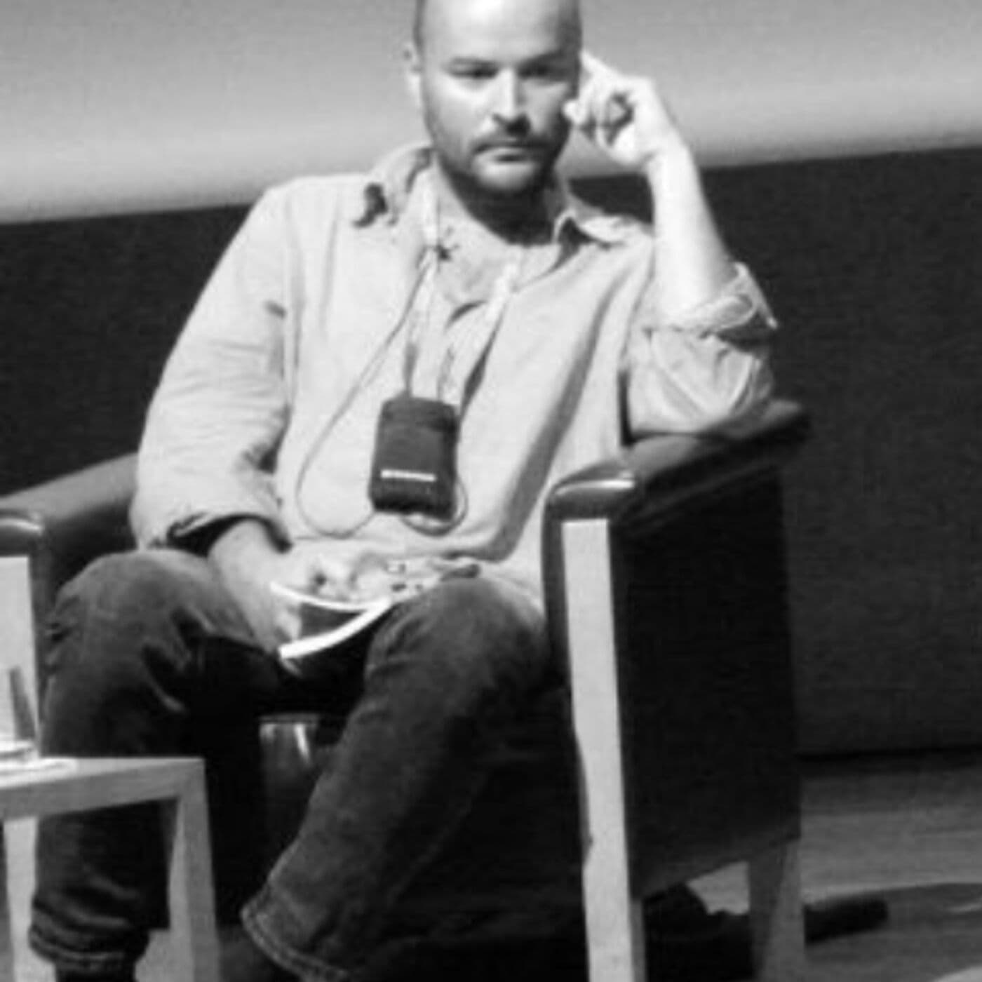 Laboratório de extinção. Uma conversa com Manuel Bivar - Enterrados no Jardim cover