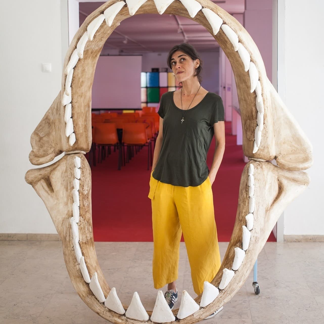 As cenas do crime. Uma conversa com Joana Manuel - Enterrados no Jardim cover