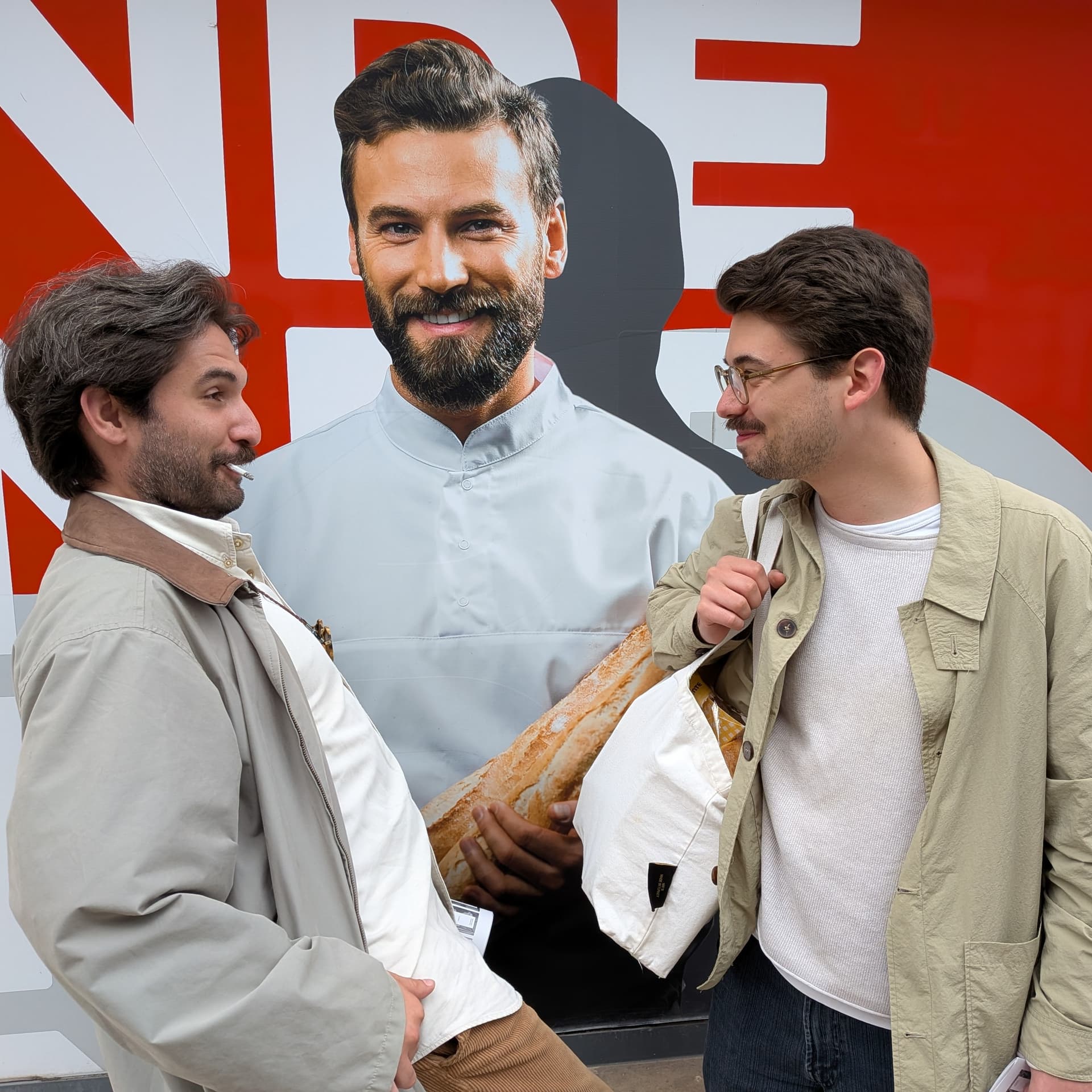 Poeta: profissão liberal. Uma conversa com João Vasco Rodrigues e Nuno dos Santos Sousa — Enterrados no Jardim cover