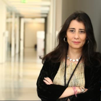 O manicómio mundial. Uma conversa com Patrícia Câmara - Enterrados no Jardim cover