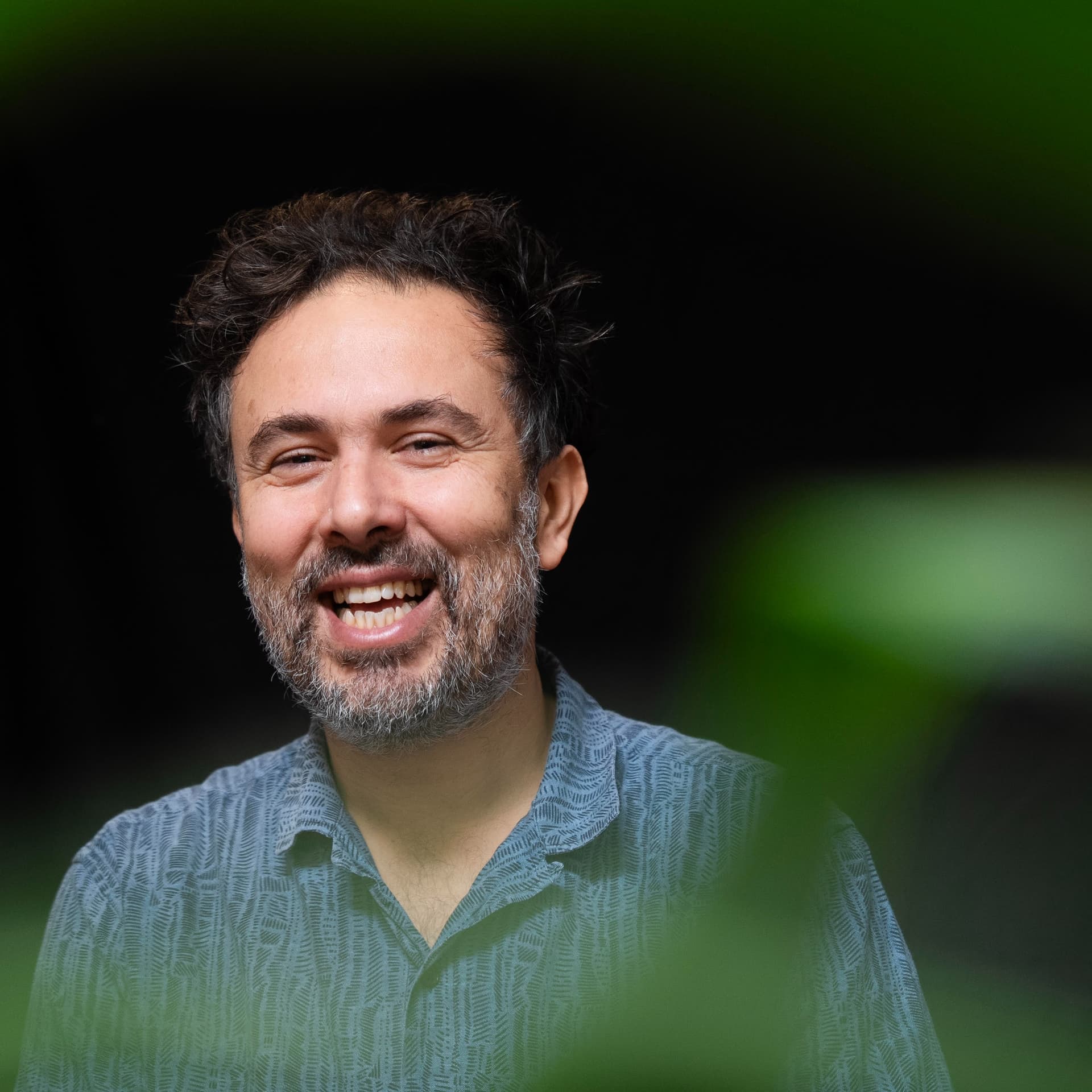 Ler livros de história num bordel em Alexandria. Uma conversa com José Luís Costa — Enterrados no Jardim cover