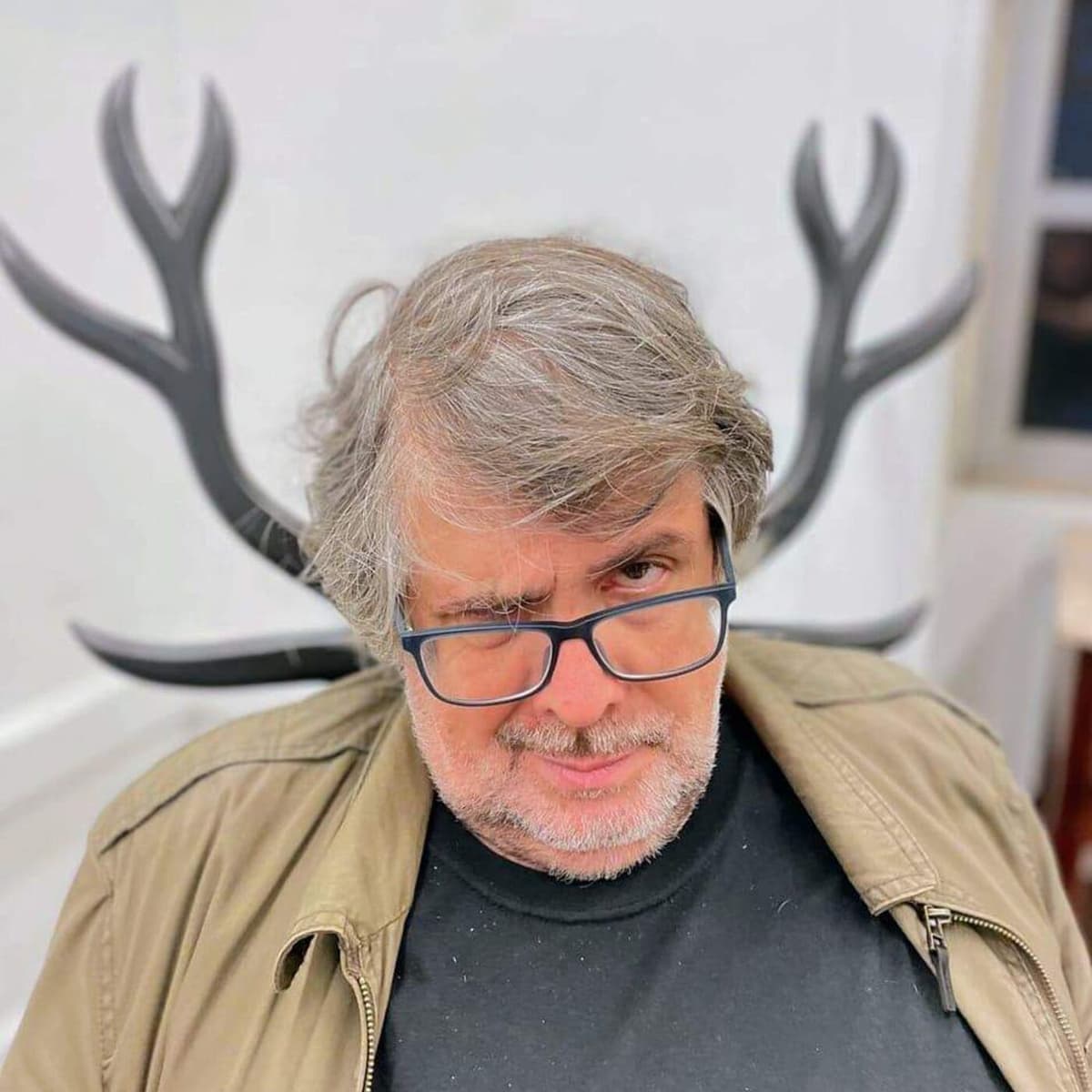 Aquele em que fomos ao fundo arrastando connosco meio mundo. Conversa com Luís Miguel Rainha - Enterrados no Jardim cover