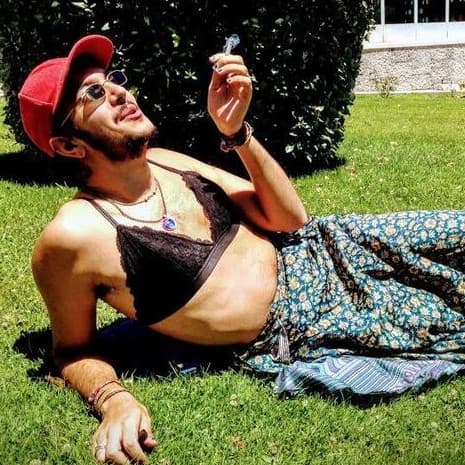 As musas obscenas. Uma conversa com Pê Feijó - Enterrados no Jardim cover