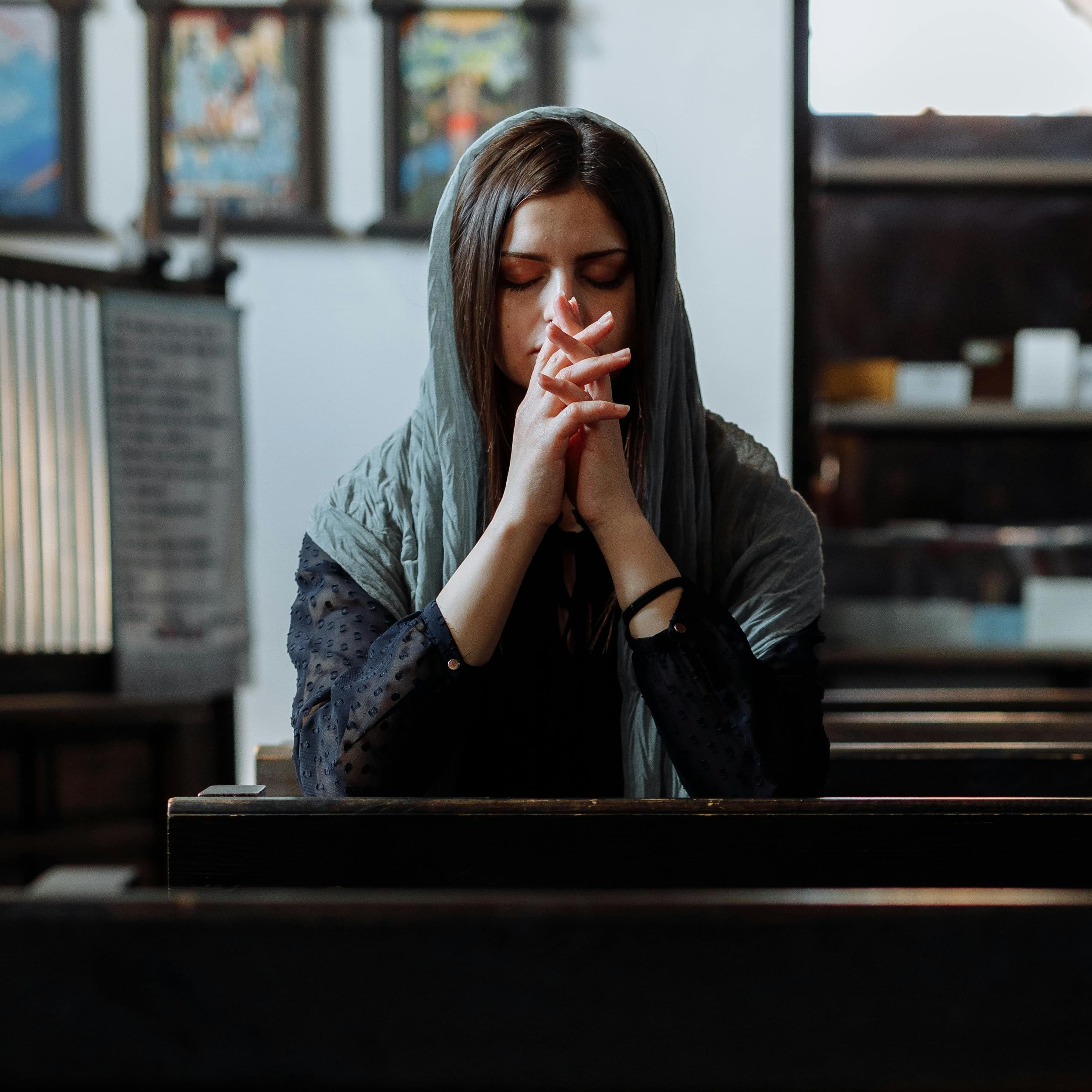 142: Why God Forgives Us at Mass - Father Fessio in Five cover