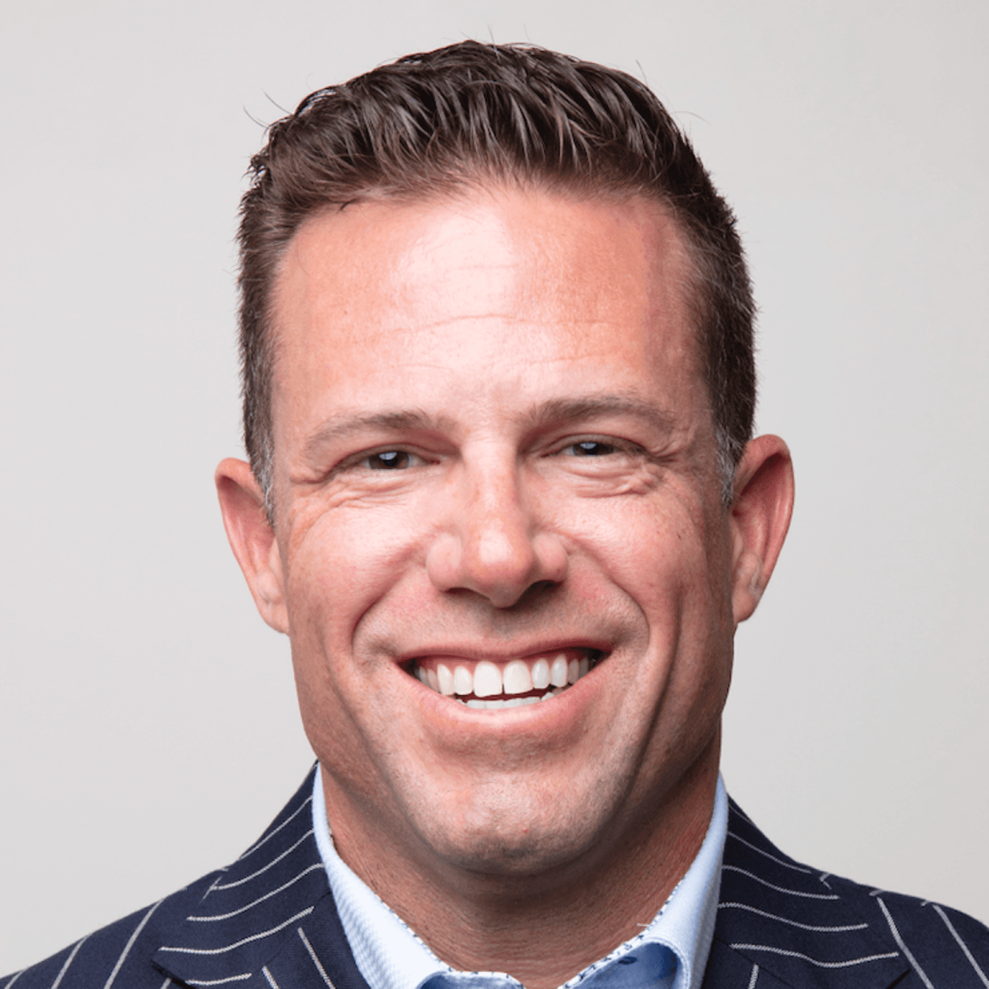 Ep. 192 - ​Darrick Hutchens -  Leadership Cannot Be Delegated - Mental Toughness Podcast With Dr. Rob Bell cover