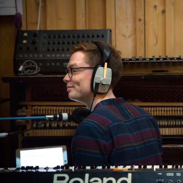 Episode 10 feat. Chris Roe (documentary &amp; film composer) - Musicians’ Weekend cover