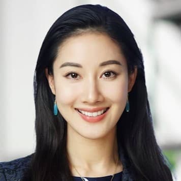 Shan Shan | A Fantasy Novelist Living the American Dream - Foreign, Or cover