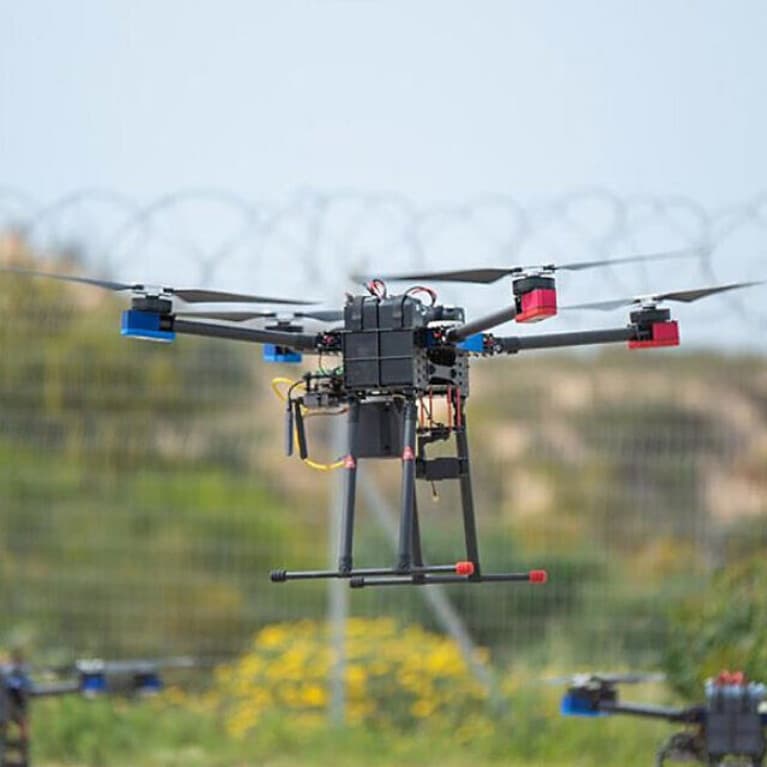 An AI Serial Killer, Scary Good Voice AI, Robot Rock, Israel‘s AI-powered Weapons - Last Week in AI cover