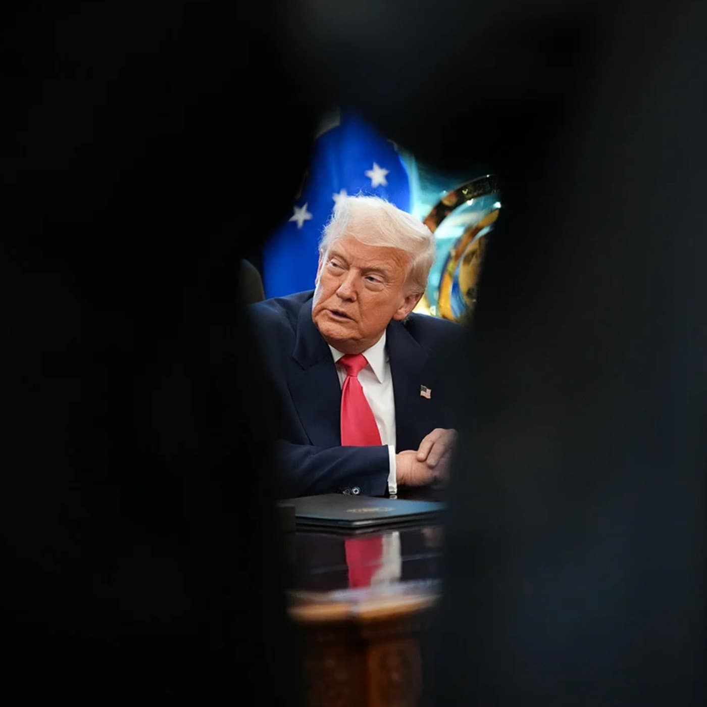 No.615: Η κρίση του Σουέζ χτύπησε τον Τραμπ - INFOWAR cover