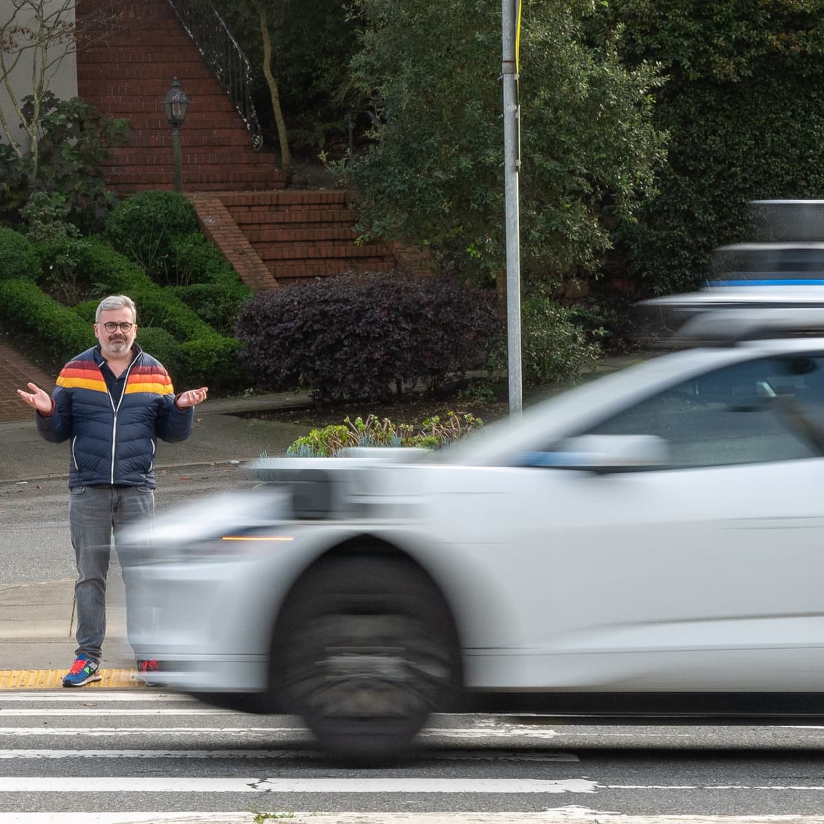 What to know before getting into a driverless taxi - Post Reports cover