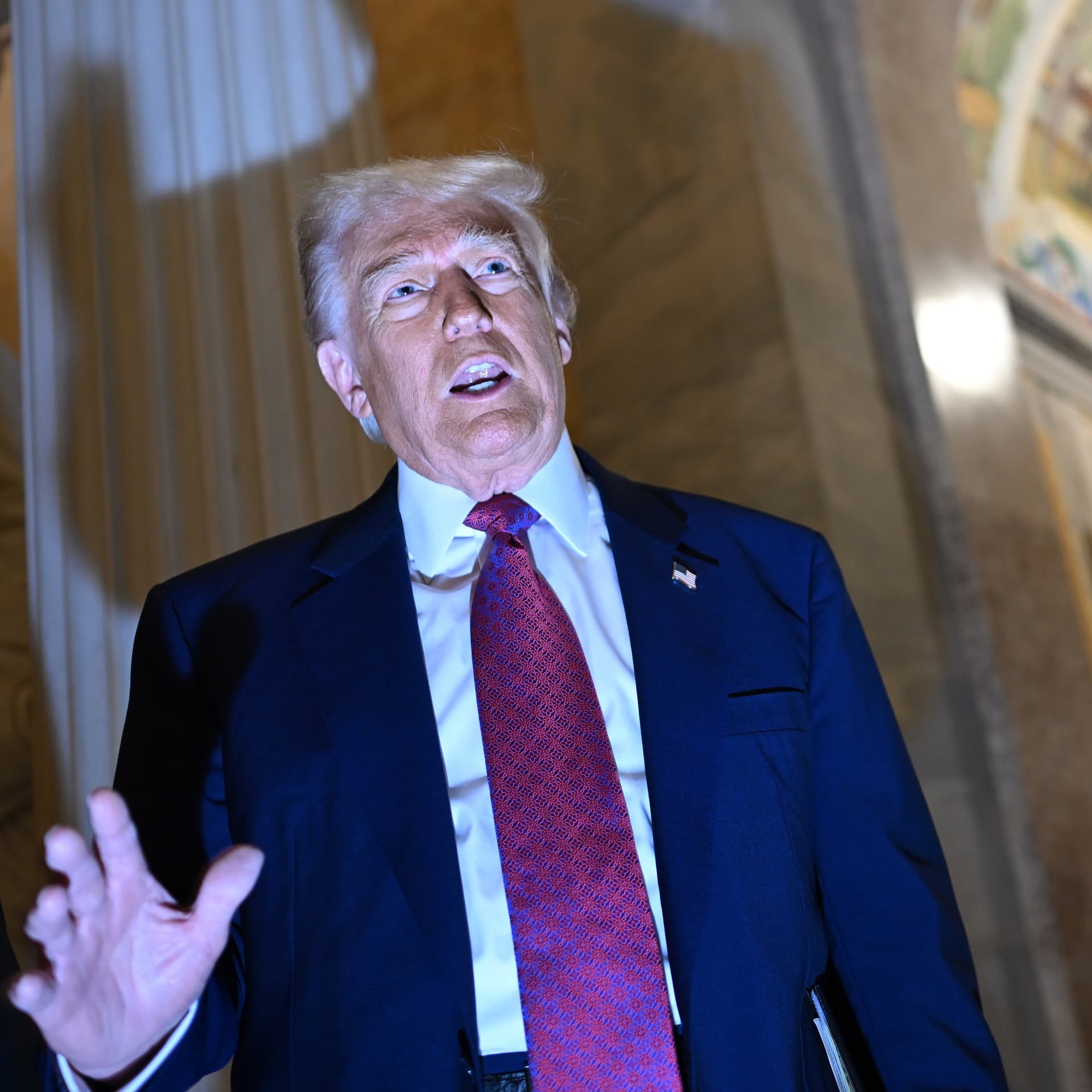 Trump keeps trying — and failing — to move on from Epstein - Post Reports cover
