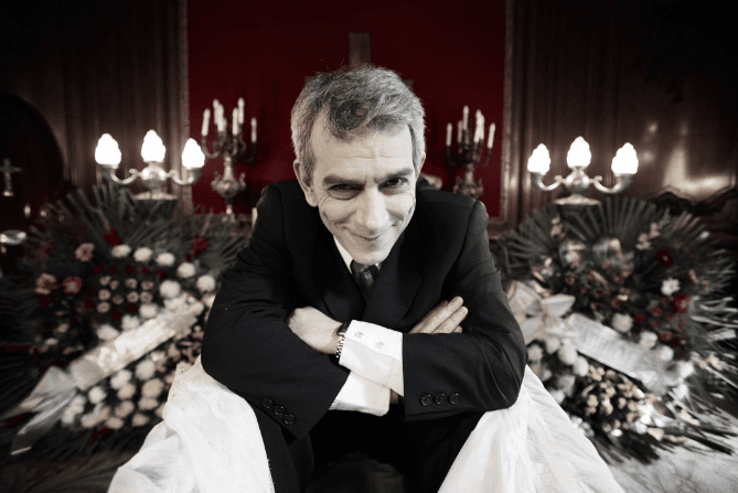 Top10 #Malos Slogans Para Una Funeraria - La Corneta cover