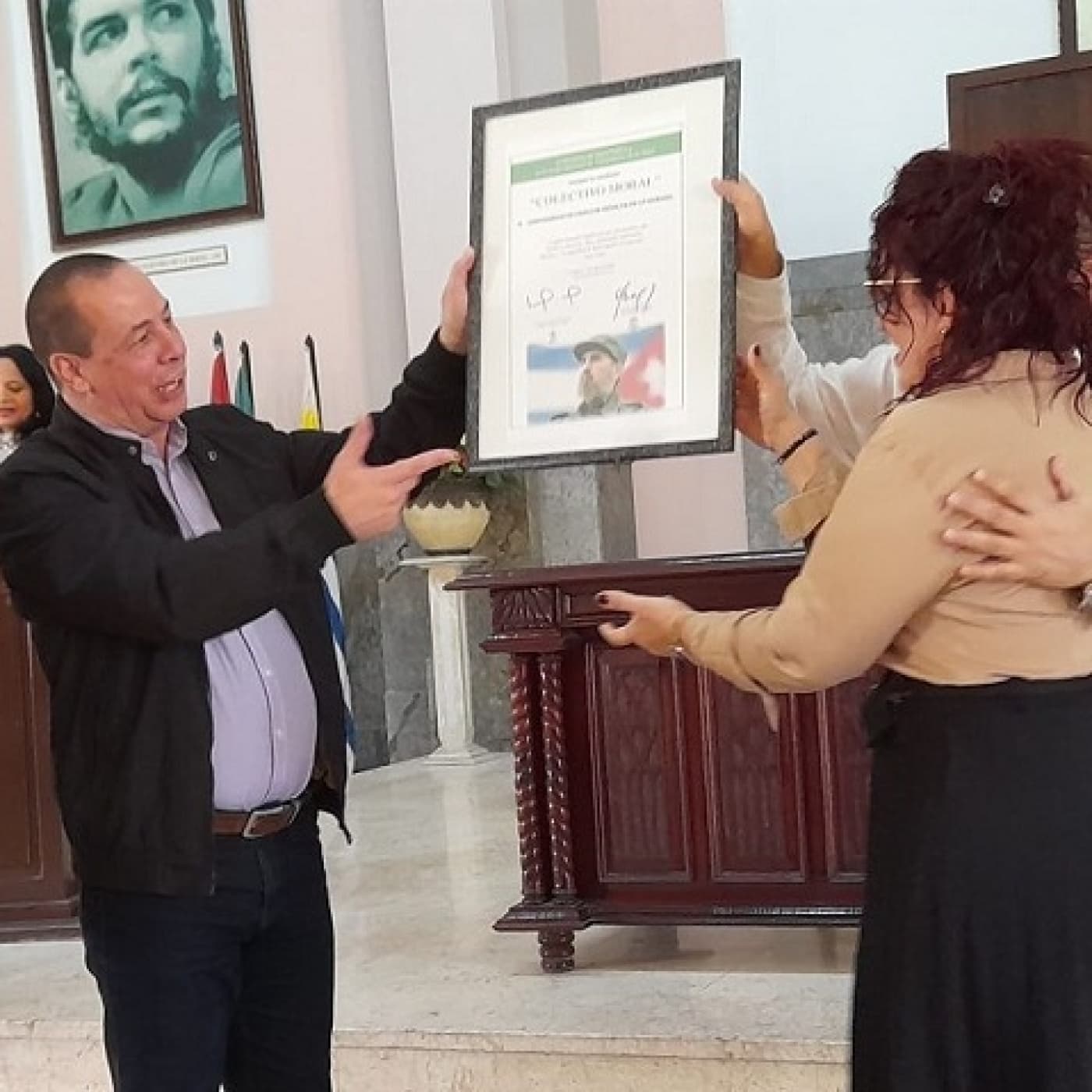 Reconocen a educadores de la Salud en Cuba - Radio Rebelde cover