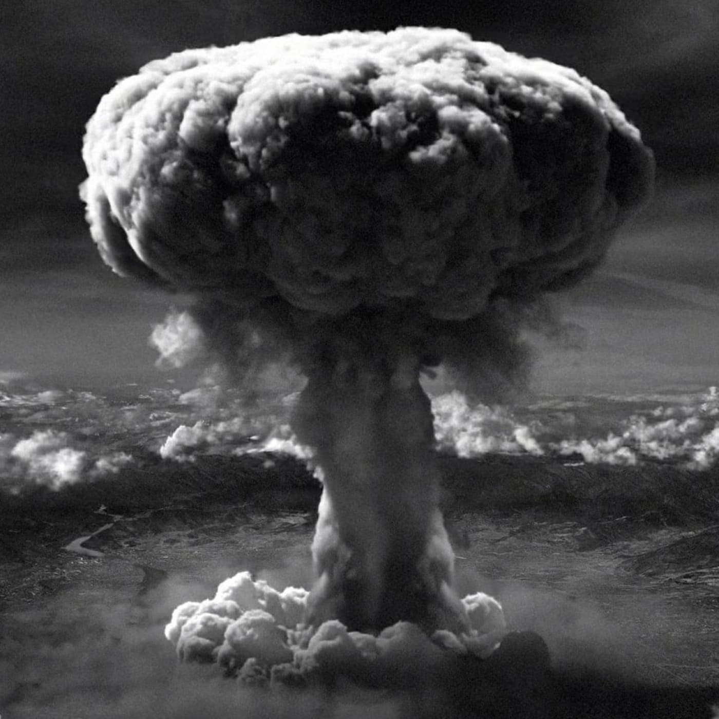 JAPON EN LA IIGM: 4- UNA MEDIDA EXTRAORDINARIA #documental #historia #podcast - Escuchando Documentales cover