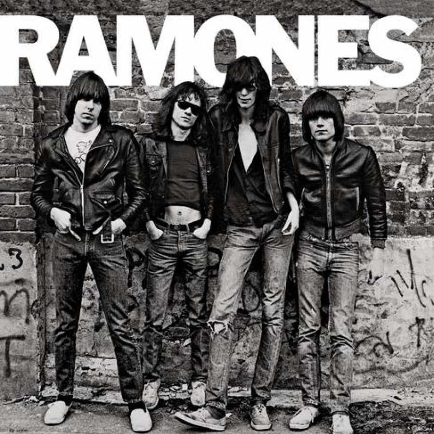 Ramones. Especial 50º Aniversario - La Gran Travesía cover