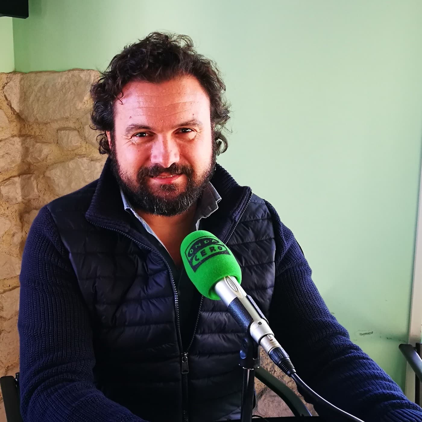 JUSÚS GUTIERREZ ACLARA QUE NO HUBO USURPACIÓN DE SUELO PÚBLICO — Podcast de ONDA CERO CASTRO URDIALES cover