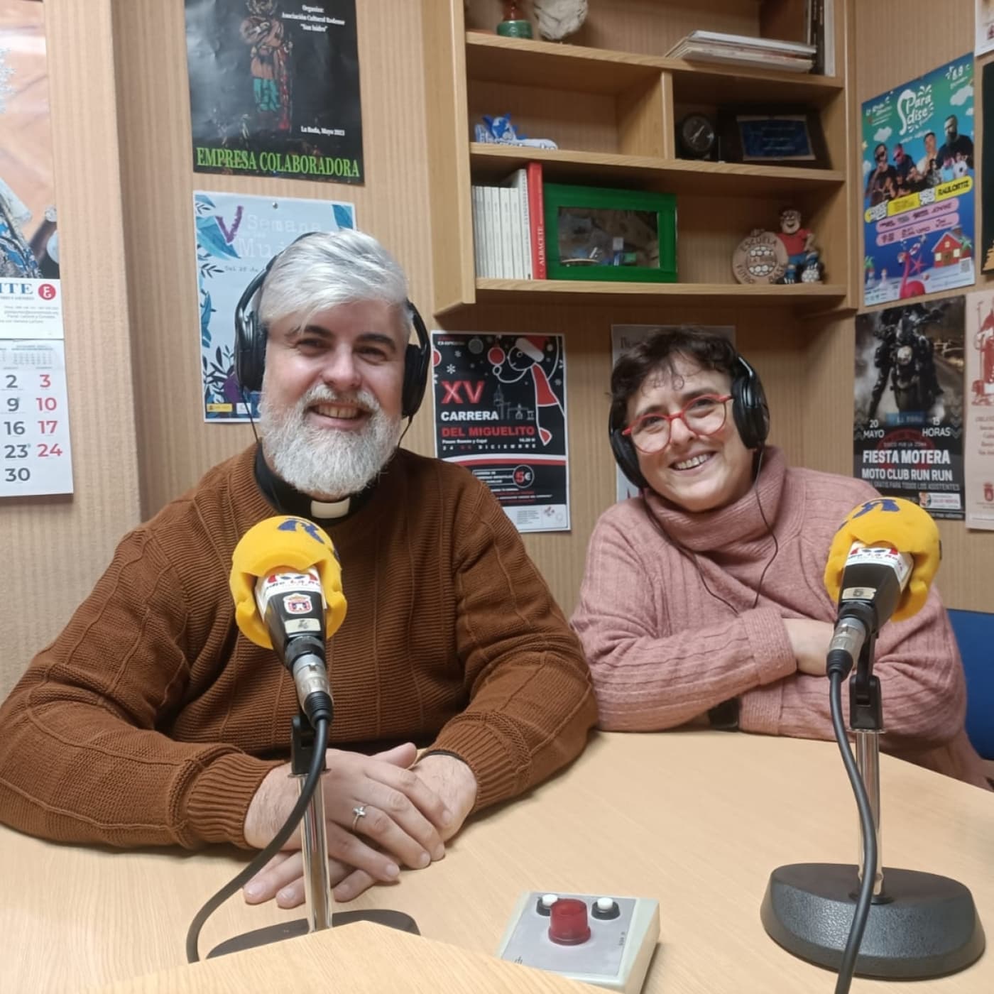 II Encuentro Bención de Coches Clásicos en La Roda (21-11-2024) - Radio La Roda cover