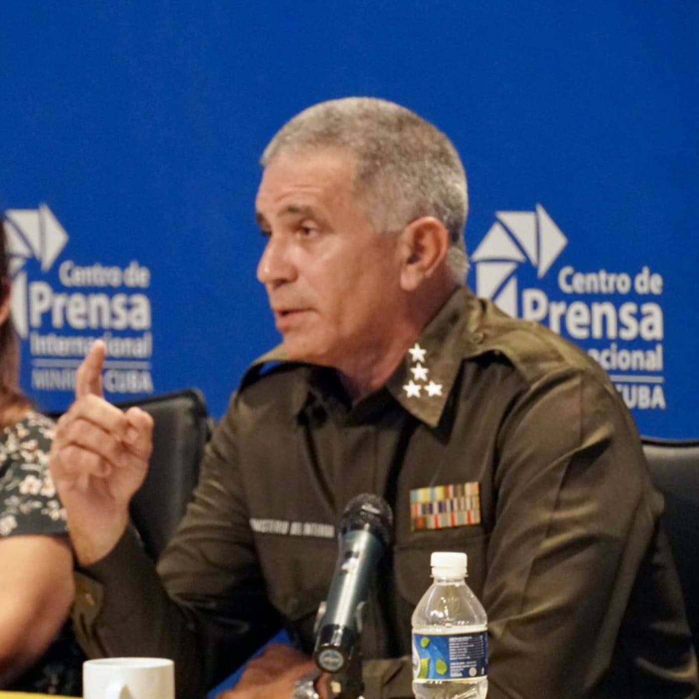 Publican hoy en Cuba nuevas leyes de migración, extranjería y ciudadanía — Radio Rebelde cover