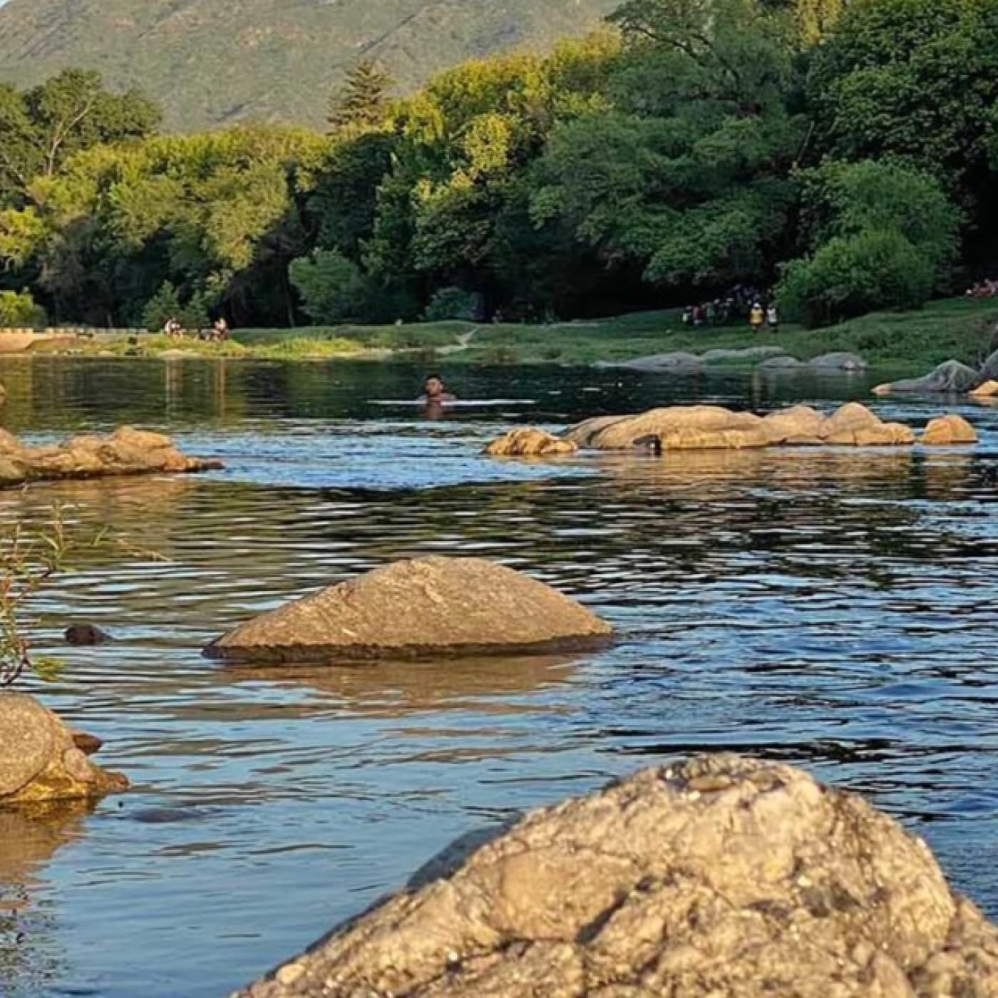 Mati Aguirre desde el Valle de Punilla - Alta Frecuencia cover