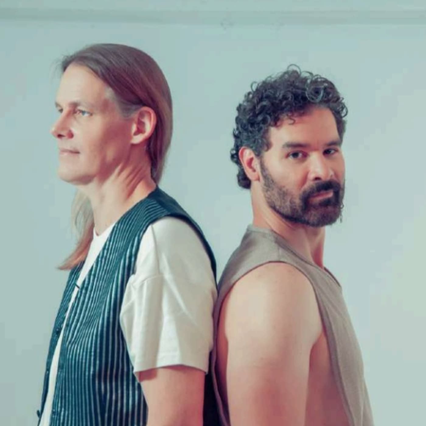 La banda "Quiero más" nos trae su gran debut homónimo - La Vitrola cover