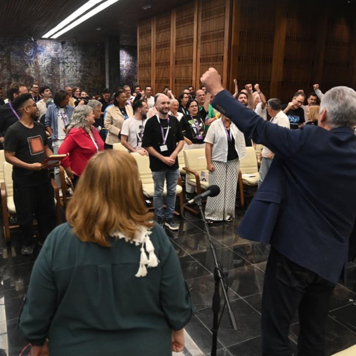 Díaz-Canel: “Con ustedes podemos decir que Patria es Humanidad” - Radio Rebelde cover