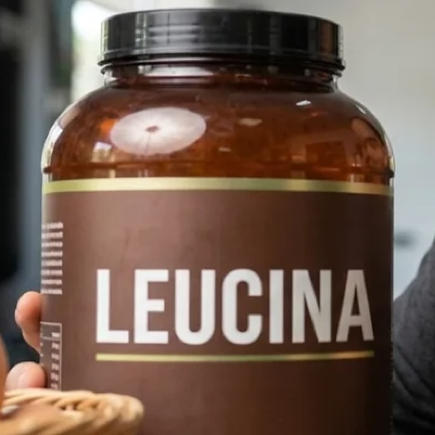 290. Leucina: el interruptor del músculo que pocos conocen - PROFE CLAUDIO NIETO cover