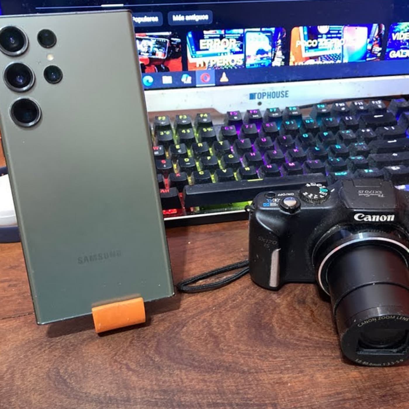 ¿ Cámaras o celulares ? El gran debate - Desde la Barra de Abel cover