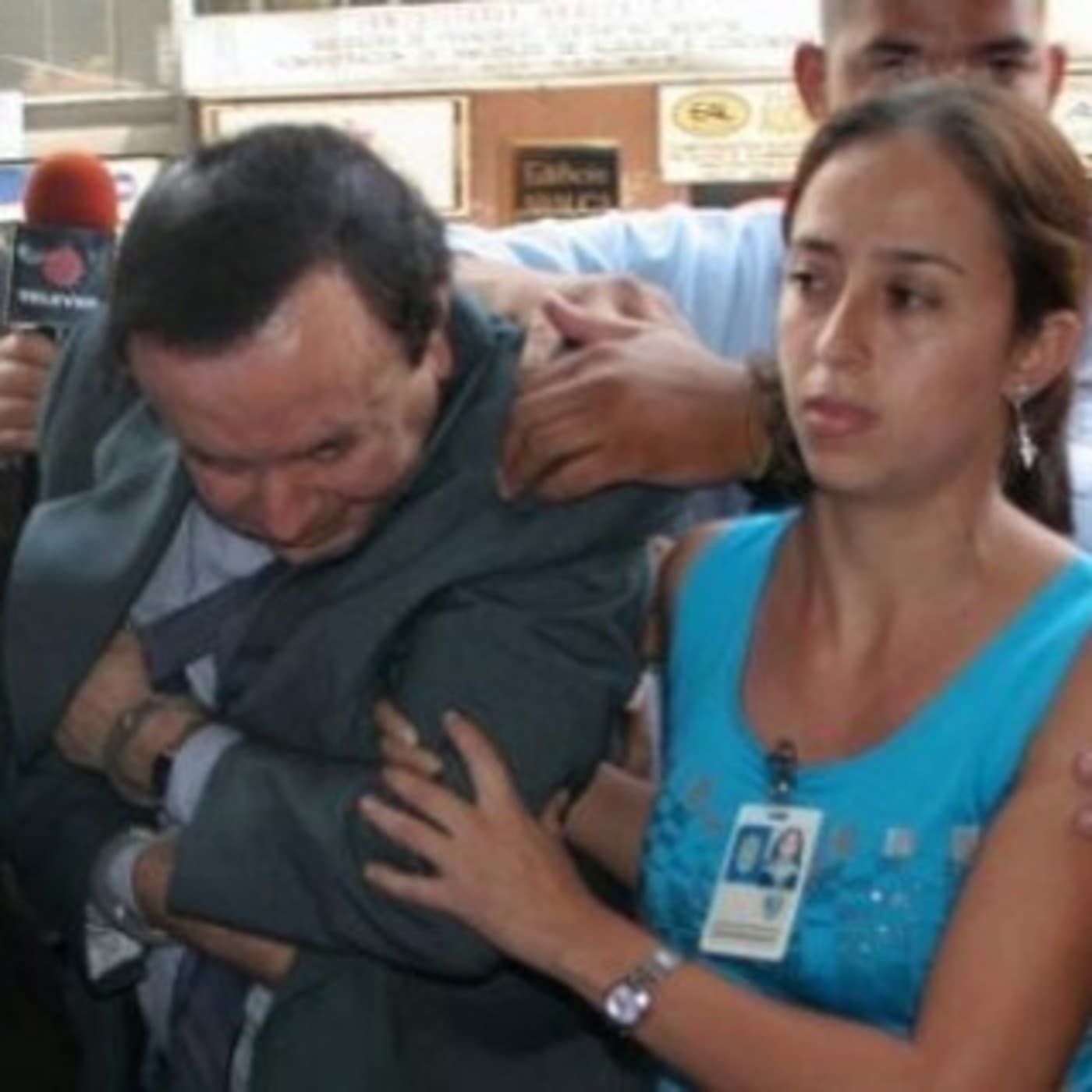 Defensa De Chirinos - Chirinos Medico Psicópata  cover