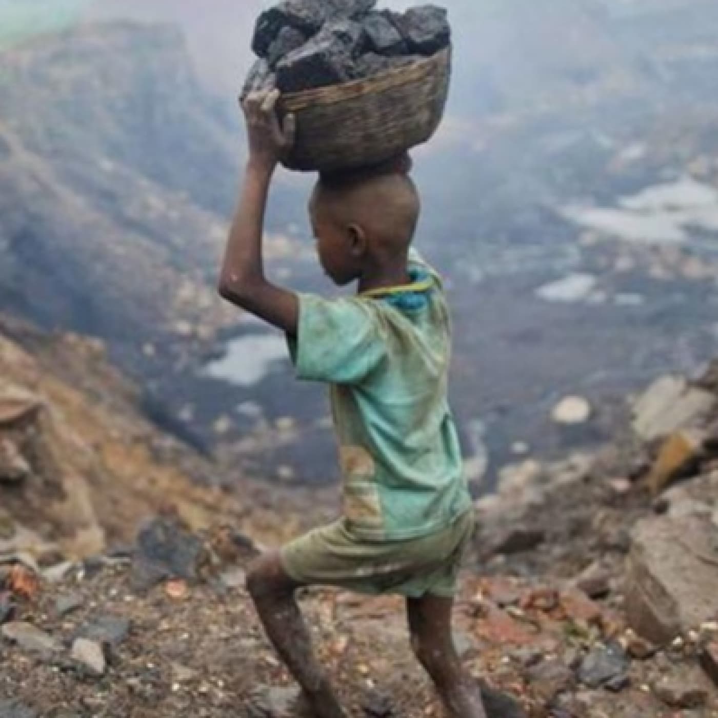 La esclavitud hoy en día - Podcast eolapaz cover