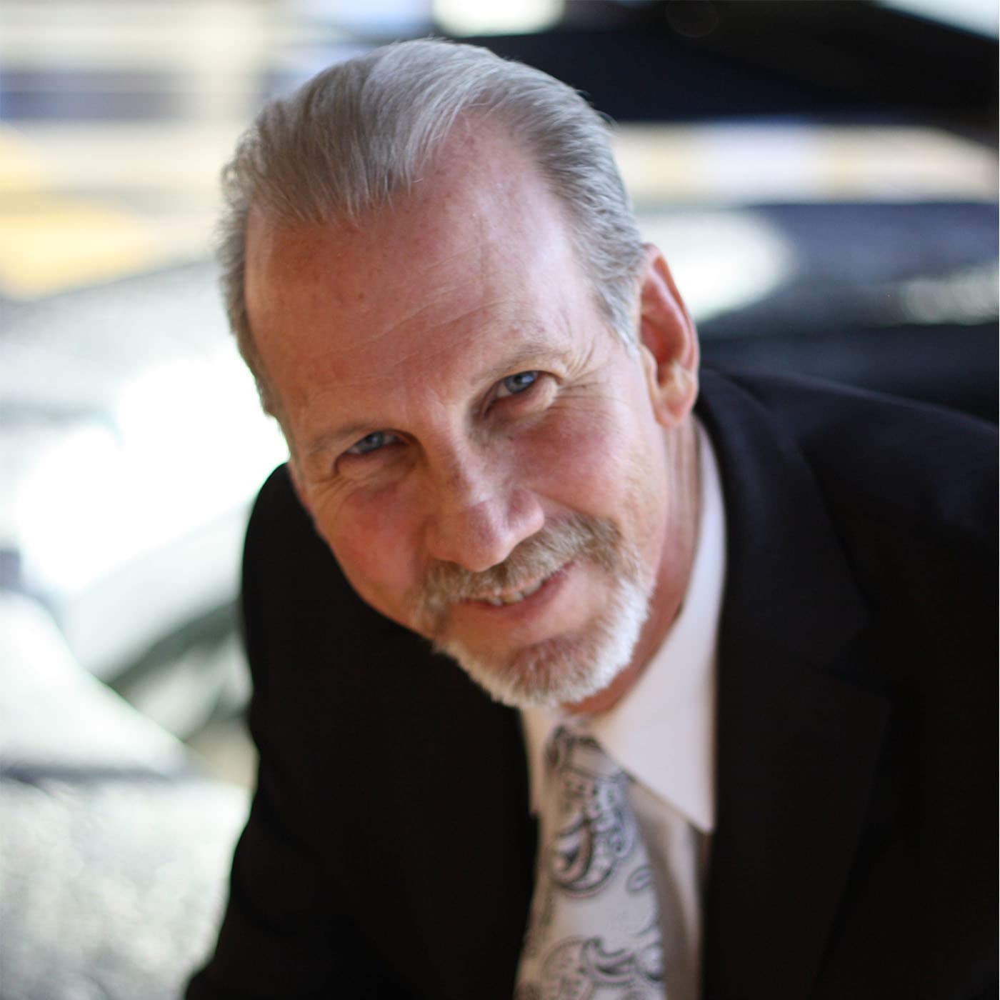 Le'Veon Bell's Situation Still A Long Way From Being Resolved - Apóstol Dario Parish cover