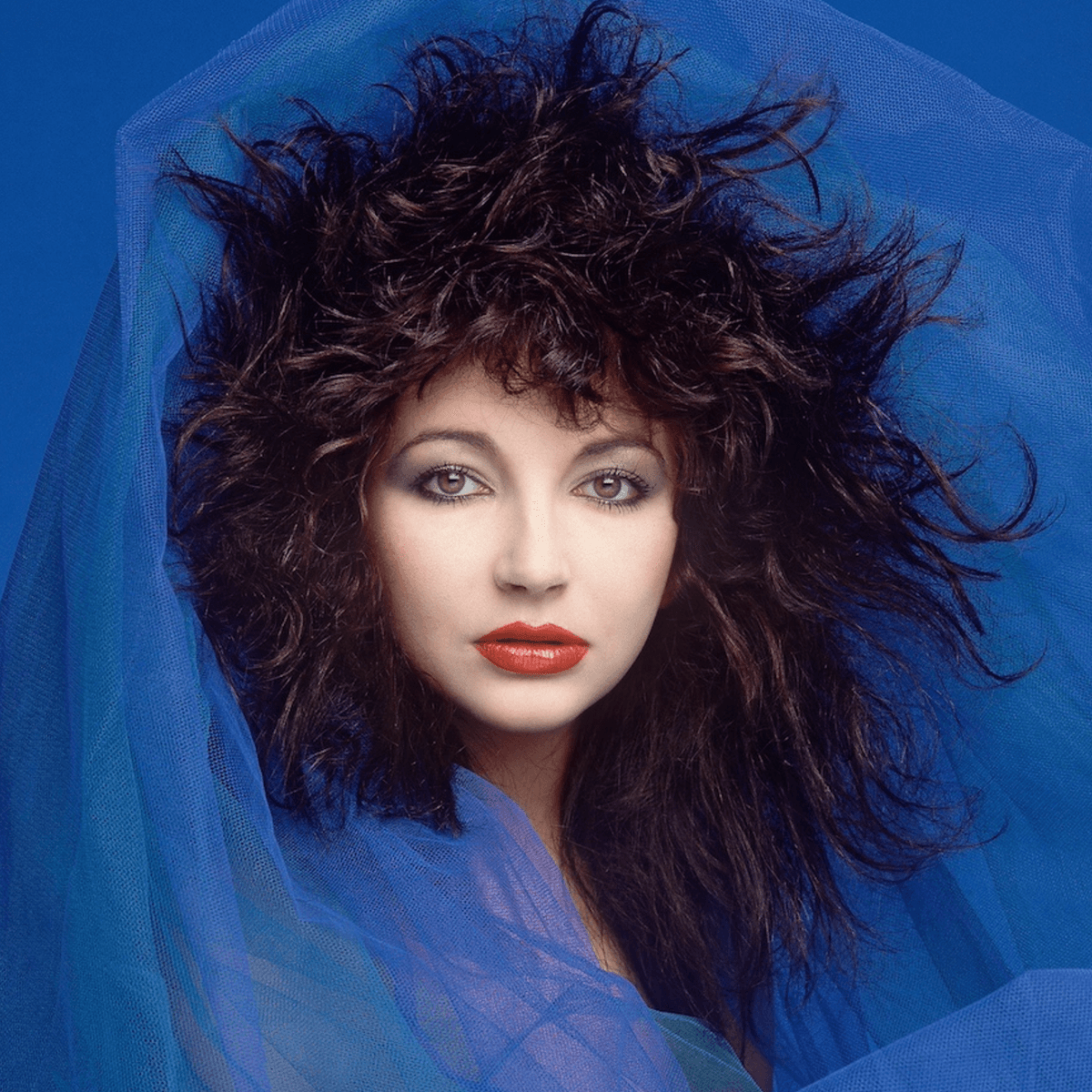 2h de musique : Kate Bush, Doechii, Busta Rhymes, Youth Lagoon, Hanna Diamond et plus !  - Nova Club cover