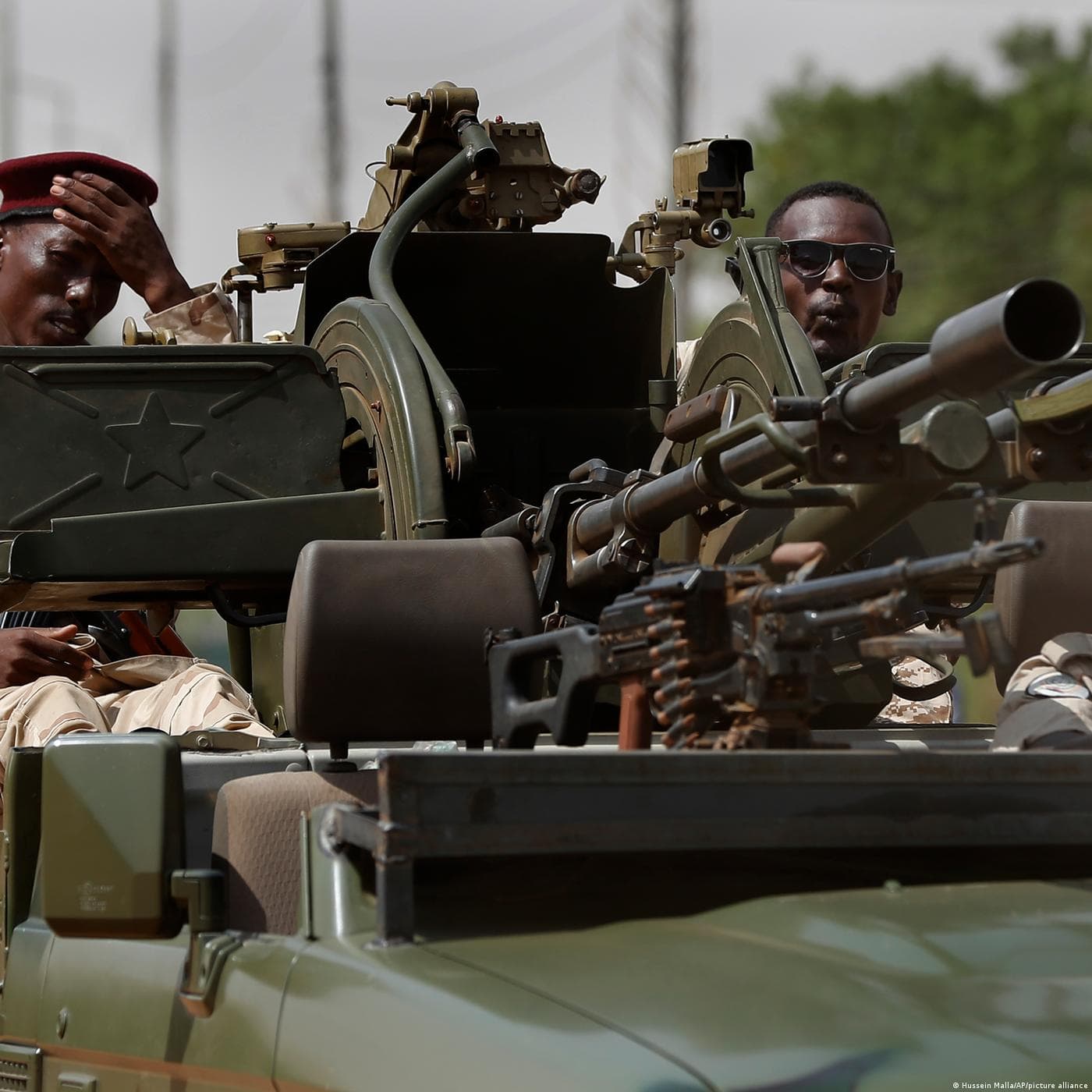 'Failure of elites' led to Sudan's tragedy, ex-PM tells DW - Conflict Zone cover