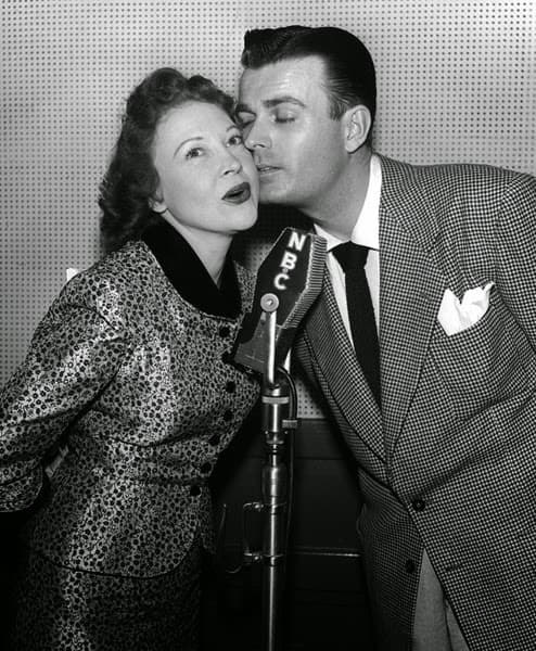 Episode 626 - Murder on the Air (Ellery Queen, Box 13, The Whistler, & Sam Spade) - Down These Mean Streets (Old Time Radio Detectives) cover