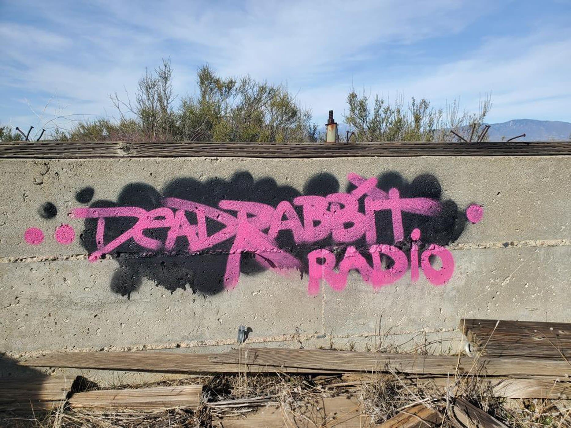 EP 633 - The Black Eye Club - Dead Rabbit Radio The Daily Paranormal Podcast cover