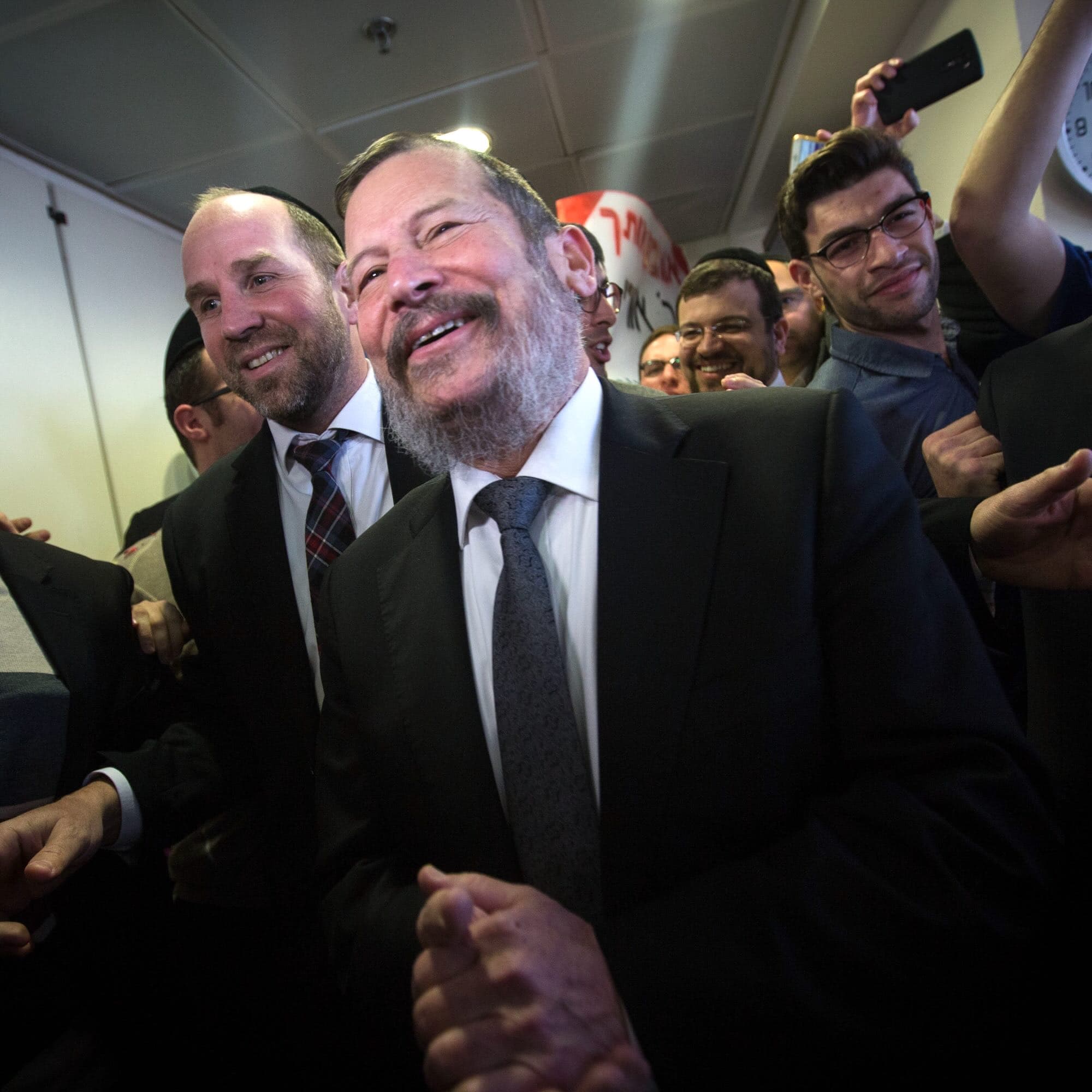 The "'We Did Nothing Special': Remembering Uri Lupolianski" Edition - The Promised Podcast cover